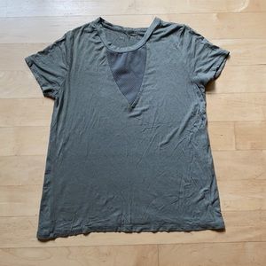 T-shirt with mesh chest